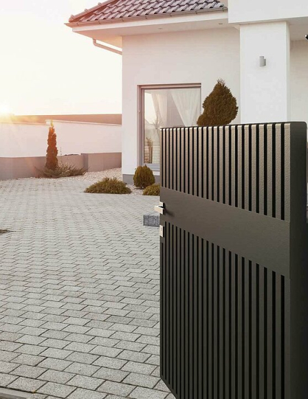 Epos Porsche személyi kapu