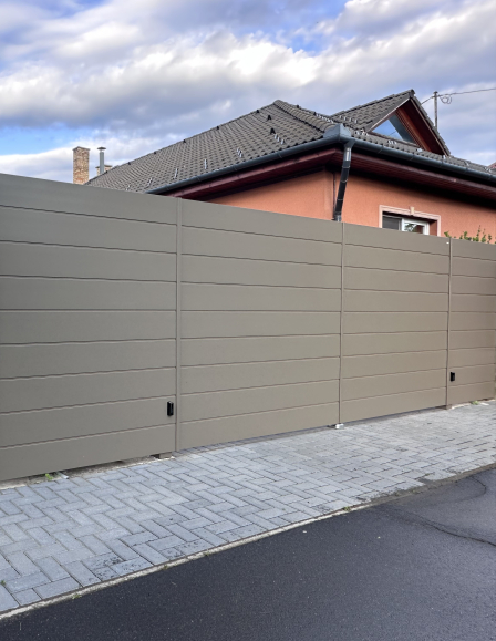 Vista kétszárnyú kapu