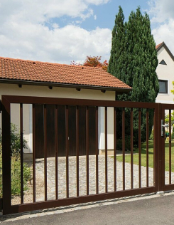 Siena kétszárnyú kapu