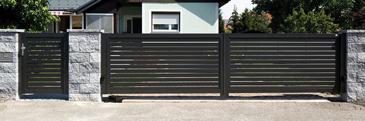 kétszárnyú kapu árak a kivitelezéssel együtt